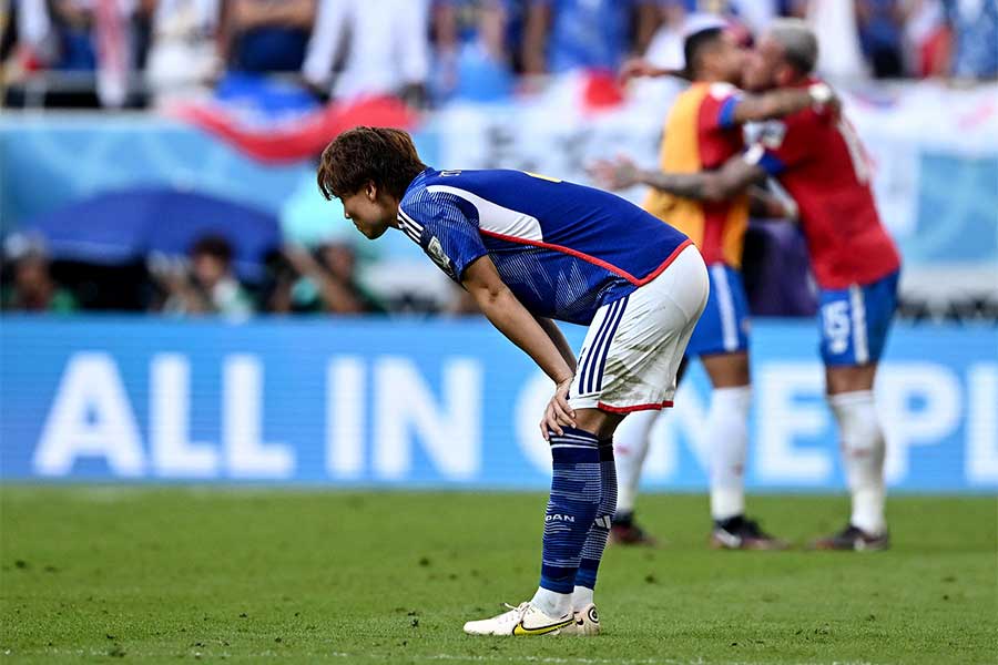 海外記者が日本の敗戦に驚き【写真:ロイター】