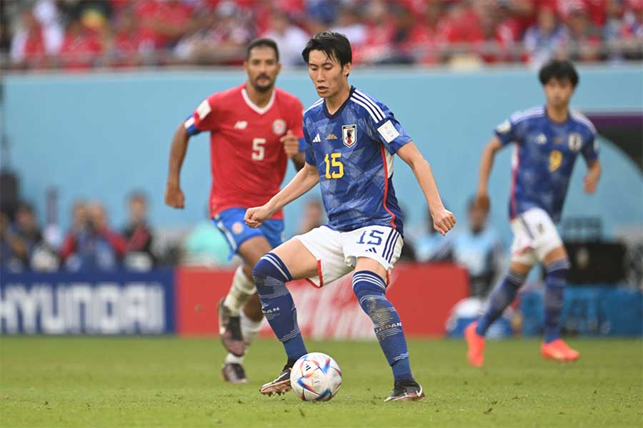 不調だった鎌田に金田氏が言及【写真：徳原隆元（FOOTBALL ZONE特派）】