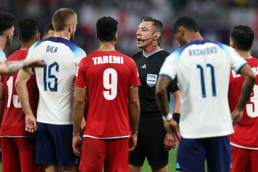 イングランド×イランの試合が取り上げられた【写真：ロイター】