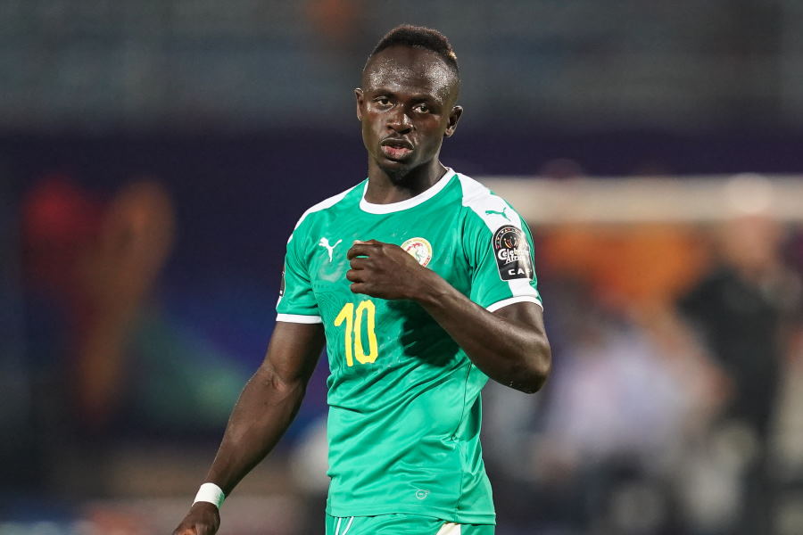 セネガル代表マネ 無人ゴールへのシュートミスに英紙注目 味方から強奪したが フットボールゾーン