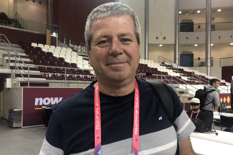 ウルグアイメディアのハビエル・デ・レオン記者【写真：FOOTBALL ZONE編集部】