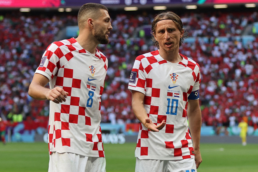 クロアチアの中盤を支えるコバチッチとモドリッチ【写真：ロイター】