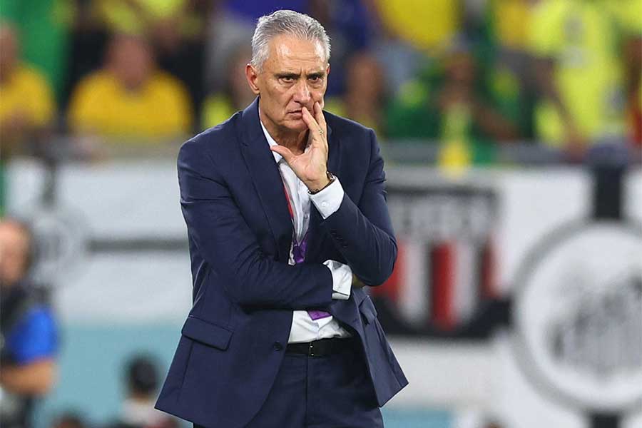 チッチ監督を巻き込んだセレブレーションに批判が【写真：ロイター】