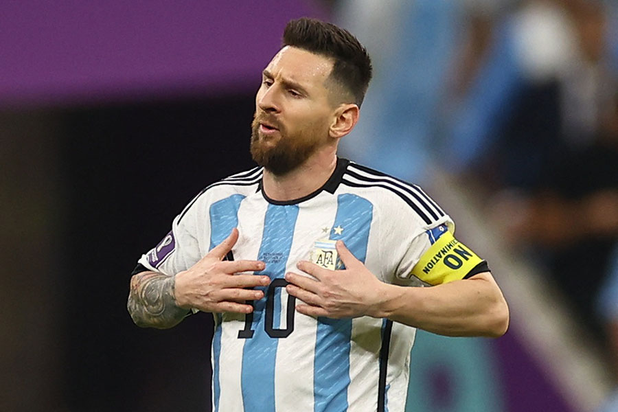 メッシが試合を回顧【写真：ロイター】