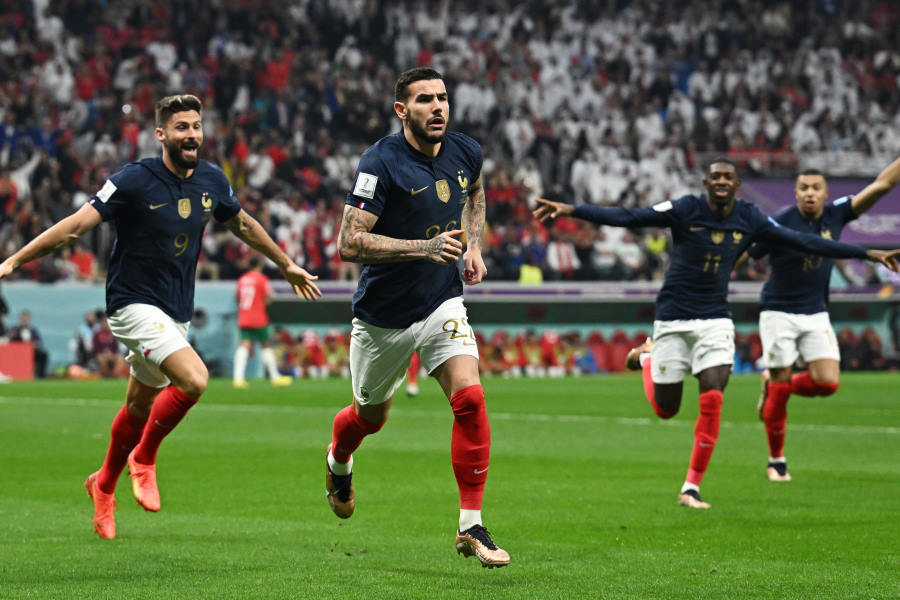 2-0で勝利したフランス【写真：ロイター】