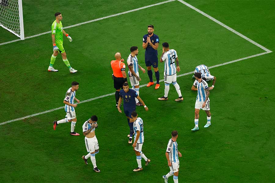 本田圭佑が決勝戦のアディショナルタイムに言及【写真:ロイター】