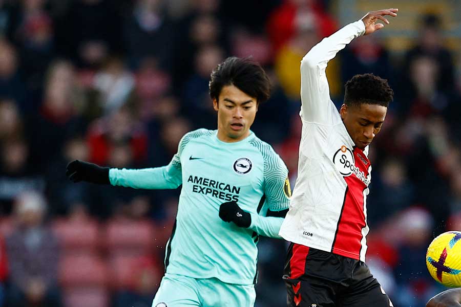 サウサンプトン戦に先発した三笘薫【写真：ロイター】