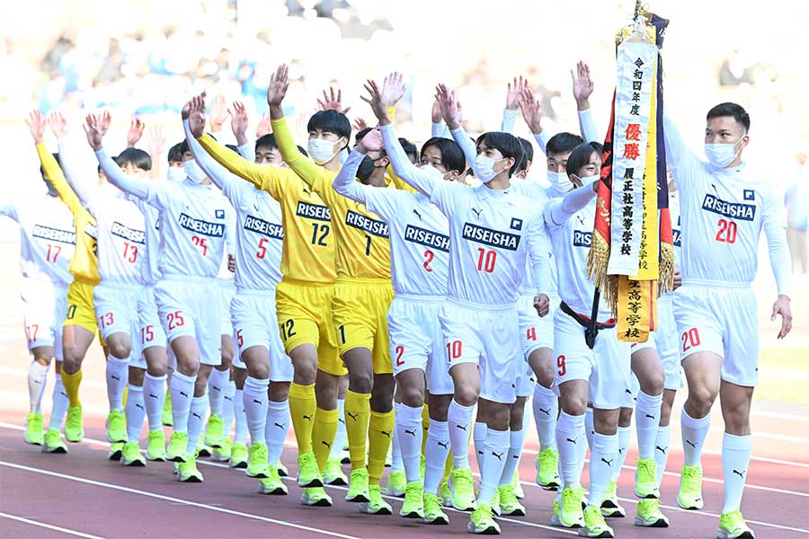 1開戦を突破した履正社【写真：徳原隆元】