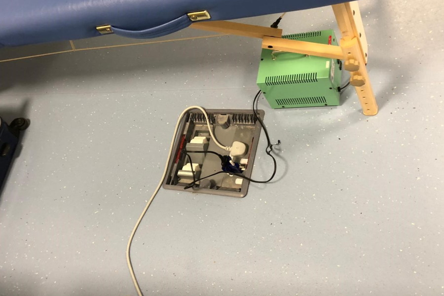 急遽、床の電源盤がフル稼働することに【写真提供:横浜F・マリノス】