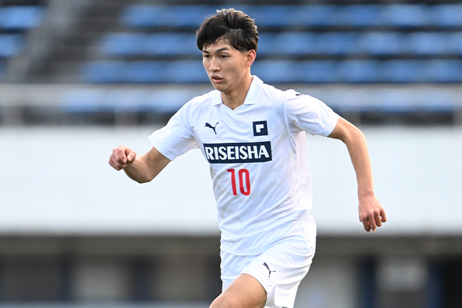履正社の10番を背負ってプレーしたMF名願斗哉【写真：徳原隆元】