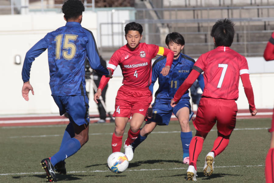 東山がPK戦の末準決勝へと駒を進めた【写真：FOOTBALL ZONE編集部】