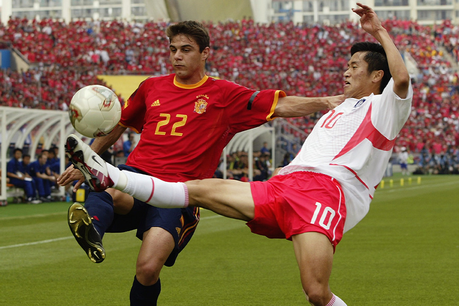 2002年のワールドカップでスペインと韓国が対戦【写真：Getty Images】