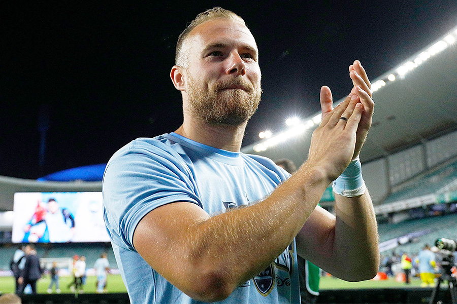 岡山でプレーするヨルディ・バイス【写真：Getty Images】