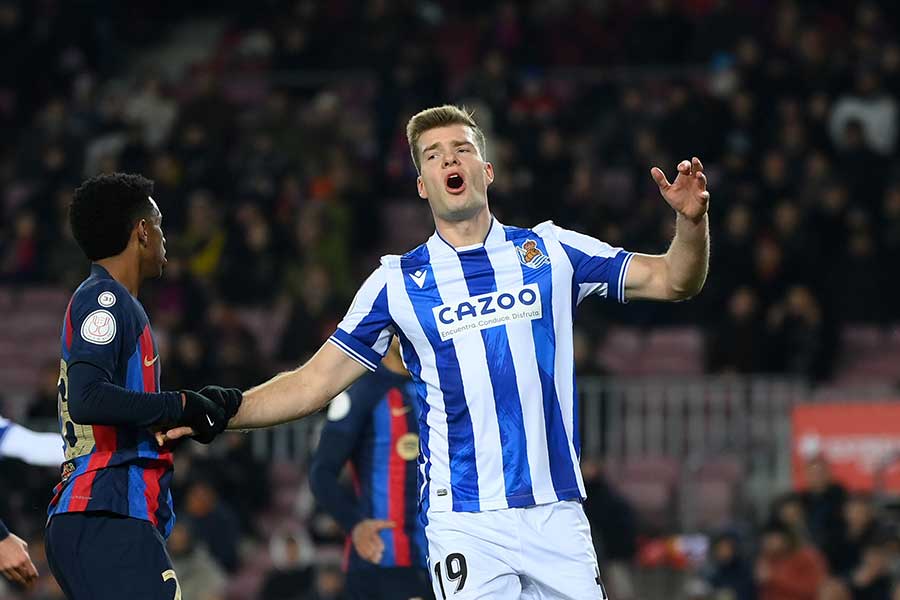 ソシエダのセルロートが痛恨ミス【写真：Getty Images】