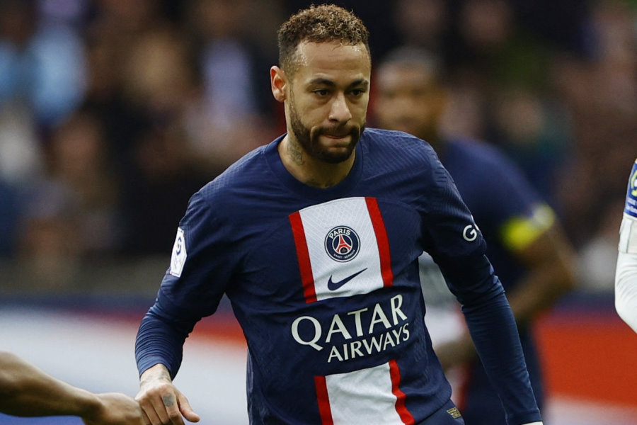 PSGでプレーするネイマール【写真：ロイター】