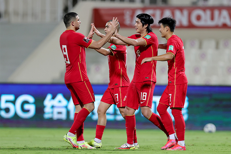 W杯アジア最終予選を戦う中国代表【写真：Getty Images】