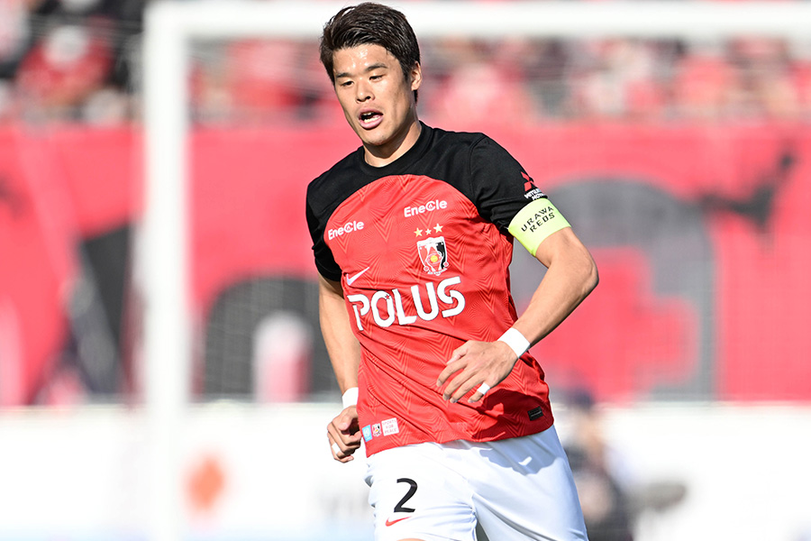 今季初勝利を手にした酒井宏樹【写真：徳原隆元】