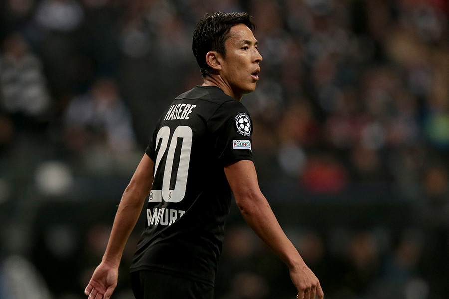 現役続行を発表した長谷部誠【写真：Getty Images】