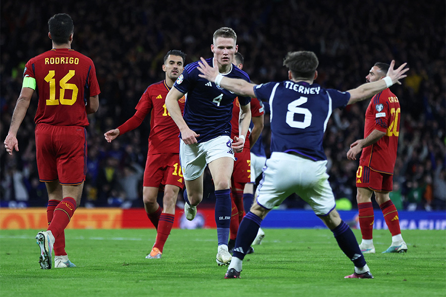 スペイン代表はスコットランド代表に0-2で敗戦【写真：ロイター】