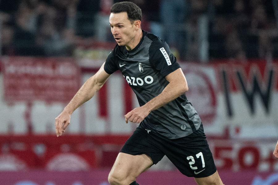 ゴールを決めたフランクフルトのニコラス・ヘフラー【写真：Getty Images】