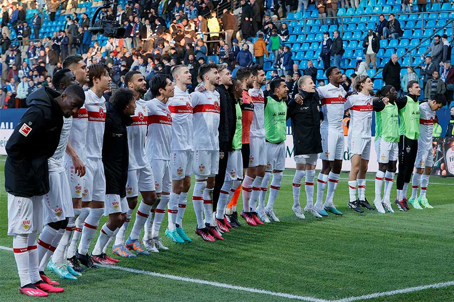 約1年半ぶりにアウェーで勝利したシュツットガルト【写真：Getty Images】