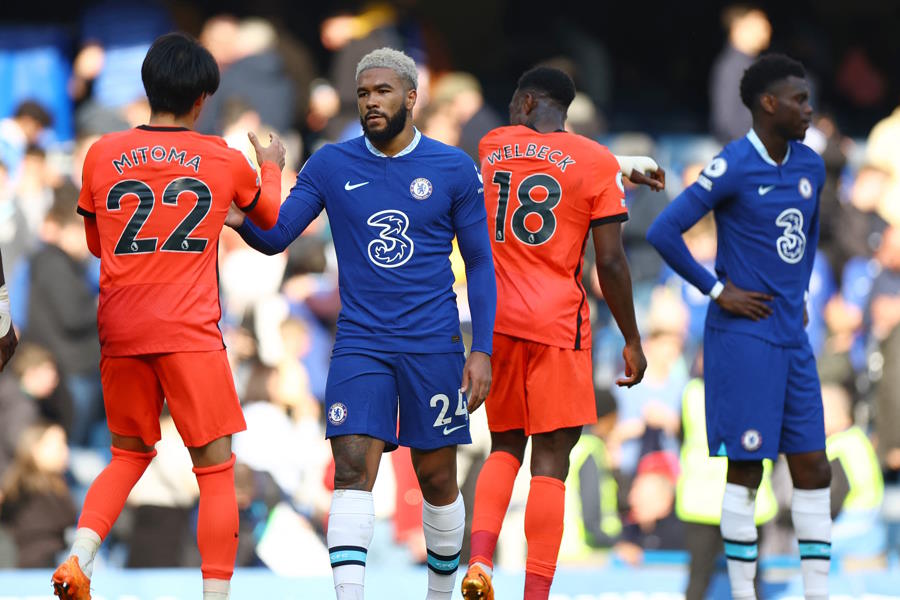 逆転負けを喫したチェルシー【写真：ロイター】