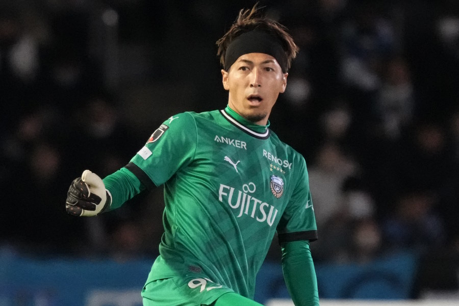 川崎の上福元直人【写真：Getty Images】