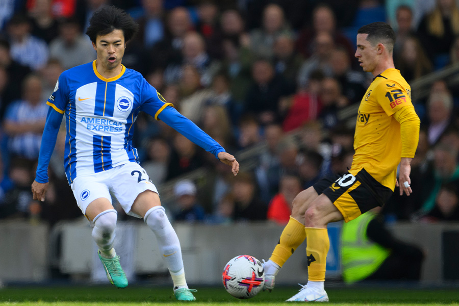 後半途中から出場した三笘薫【写真：Getty Images】