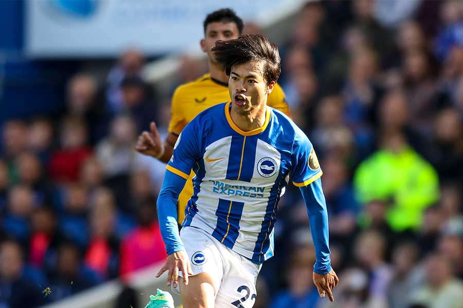 ウルブス戦に後半途中から出場した三笘薫【写真：Getty Images】