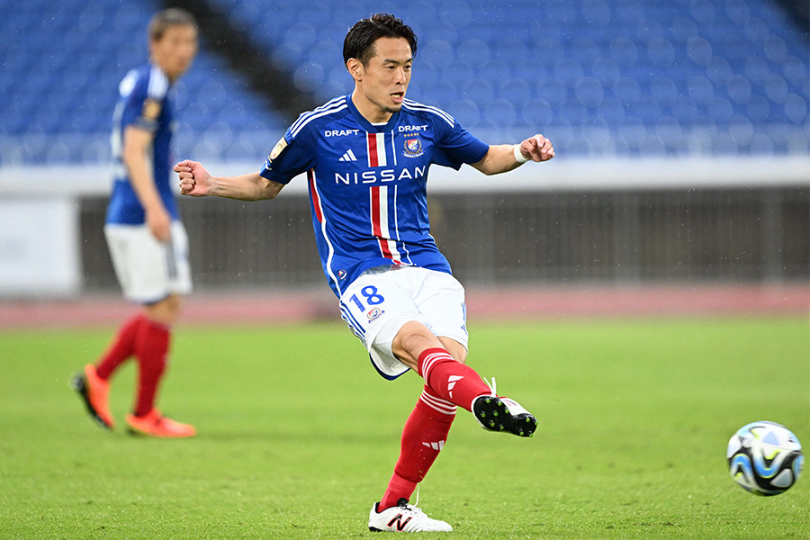 横浜FMの水沼宏太【写真：徳原隆元】