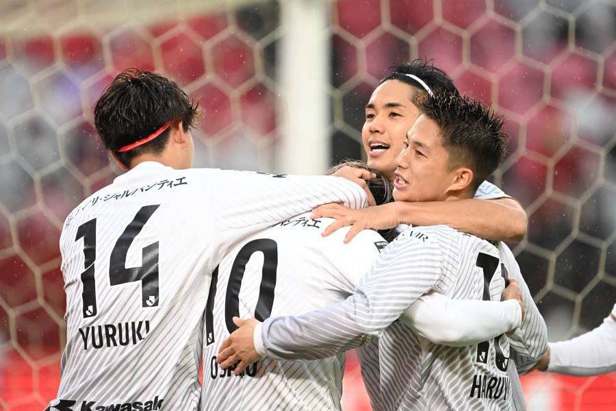 バルセロナと対戦が決まった好調な神戸【写真：徳原隆元】