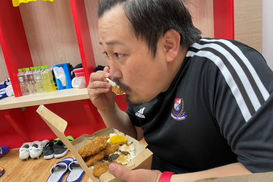 グループ最終戦となった第6節はタレカツ丼でした【写真提供：横浜F・マリノス】