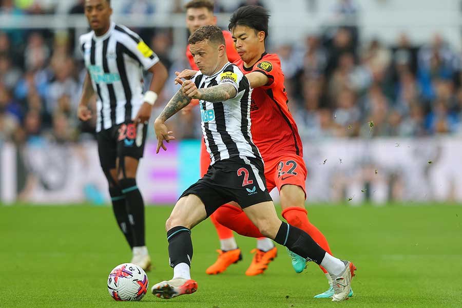 三笘薫を封じたキーラン・トリッピアー（左）に称賛の声【写真：Getty Images】