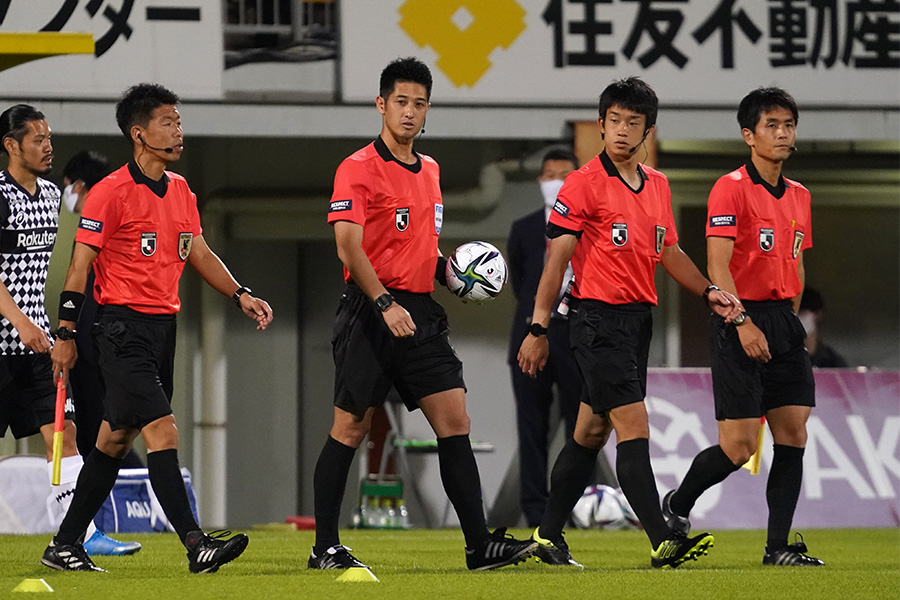 Jリーグでは6月19日から新ルールが実施される（写真はイメージです）【写真：Getty Images】