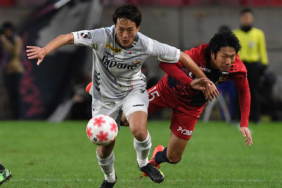 長崎在籍時の磯村亮太氏【写真：Getty Images】