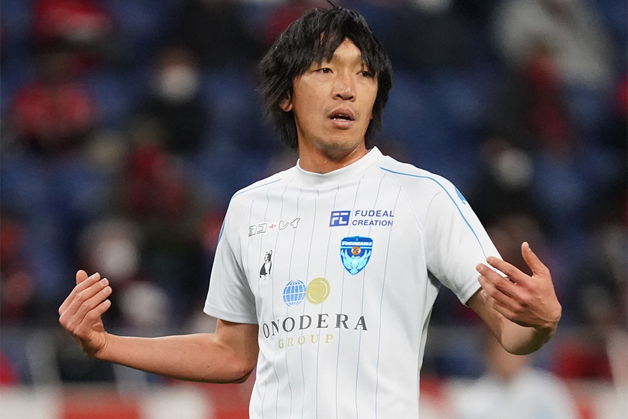 横浜FCでプレーするMF中村俊輔【写真：Getty Images】