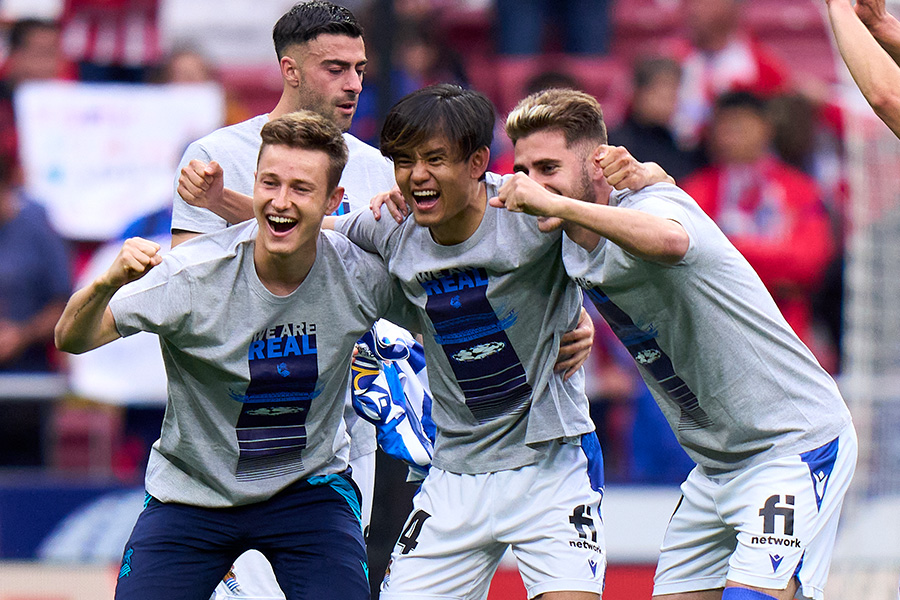 CL出場権獲得を決めてチームメイトと喜んだ久保建英【写真:Getty Images】