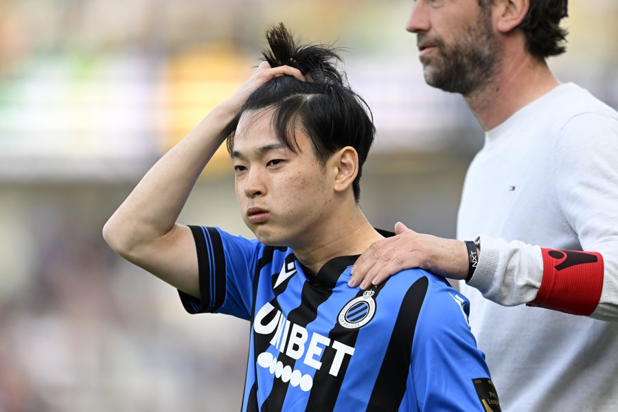 ゴールを決めた本間至恩【写真：Getty Images】