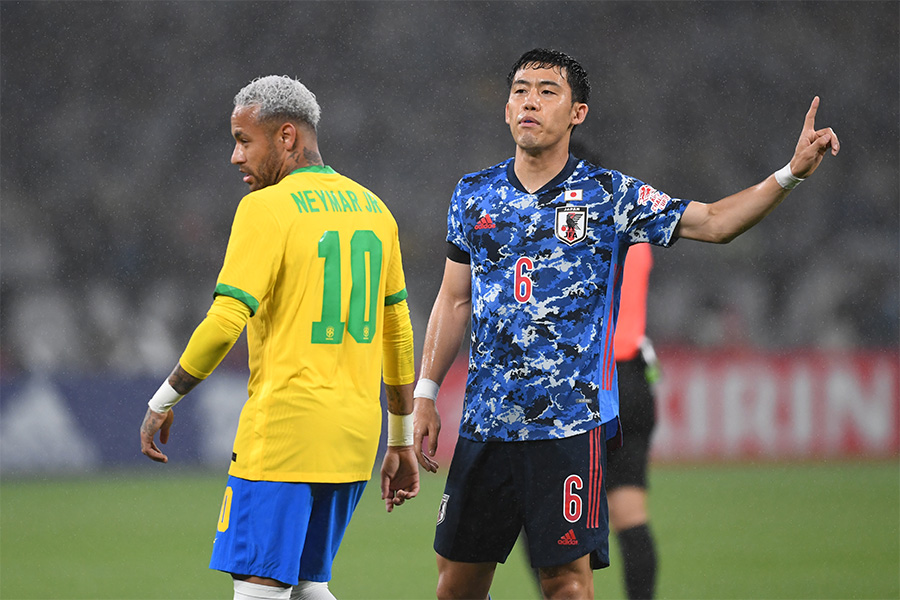 中盤で出場したMF遠藤航【写真：Getty Images】