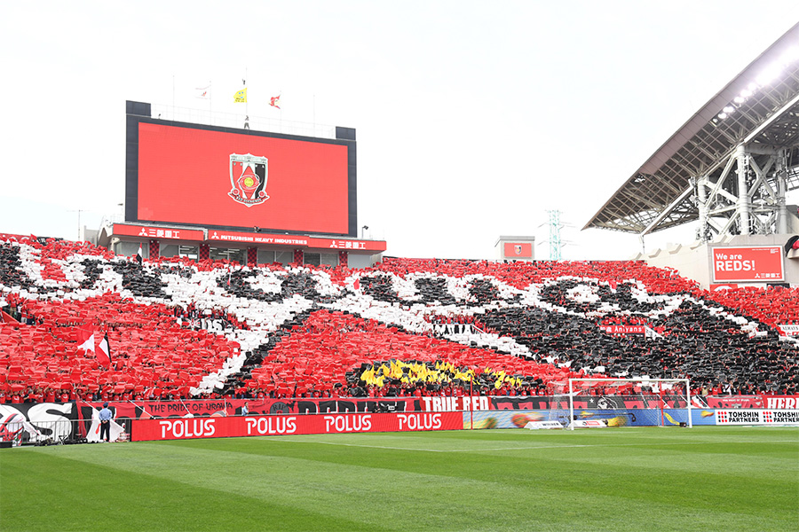 埼玉スタジアムの照明が消えるアクシデント(写真はイメージです)【写真:徳原隆元】