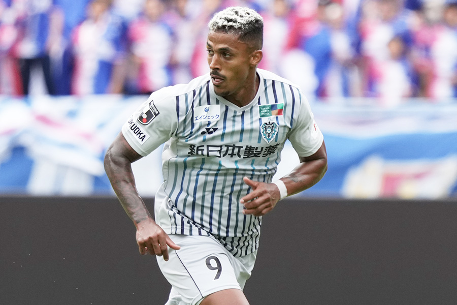 C大阪戦で決勝ゴールを決めたルキアン【写真：Getty Images】