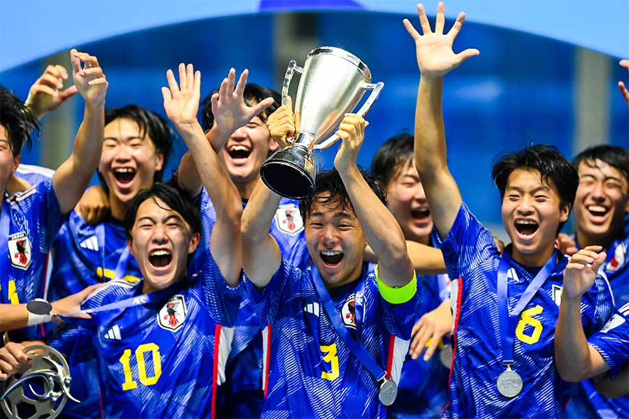 ファン・インボムがU-17日本代表を評価【写真：2023 Asian Football Confederation (AFC)】