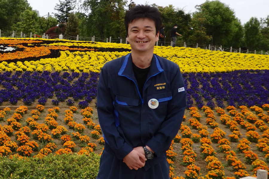 元浦和の東海林彬さん。引退後は東武動物公園に勤務し、現在は庭園管理士として花に携わる【写真：河野正】