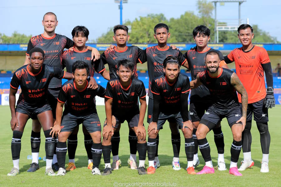 カンボジアプレミアムリーグに所属する日系プロサッカークラブのアンコールタイガーFCが今年もJ2徳島らとタッグを組む【写真提供：アンコールタイガーFC】
