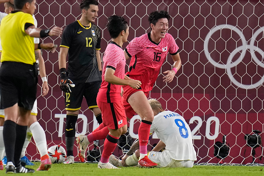 韓国代表がルーマニア代表に勝利し勝ち点3を獲得【写真：AP】