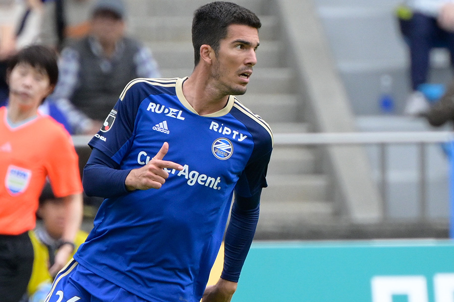 カルロス・グティエレスが長崎へ完全移籍【写真：(C) FCMZ】