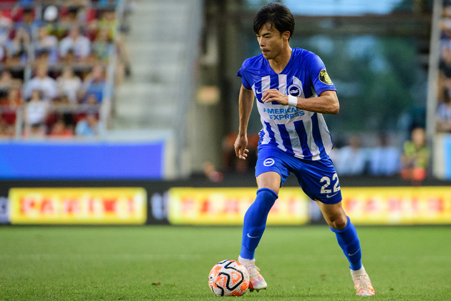 プレミア2シーズン目を迎える三笘薫【写真:Getty Images】