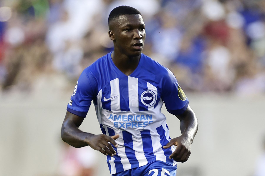 去就が注目されているモイセス・カイセド【写真：Getty Images】