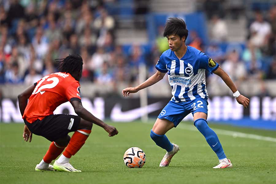 三笘薫のプレースタイルに海外注目【写真:ロイター】