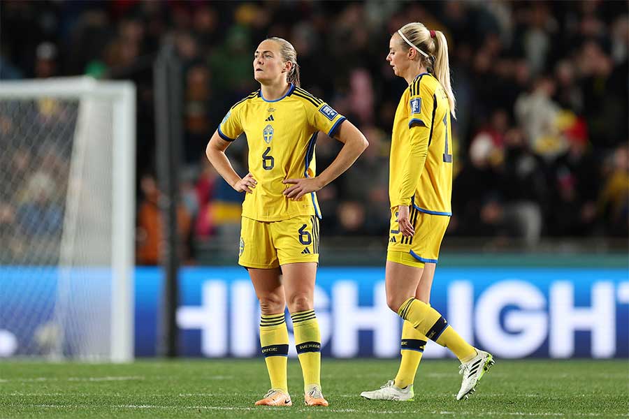 スウェーデン女子代表選手から準決勝担当レフェリーに不満の声【写真：Getty Images】